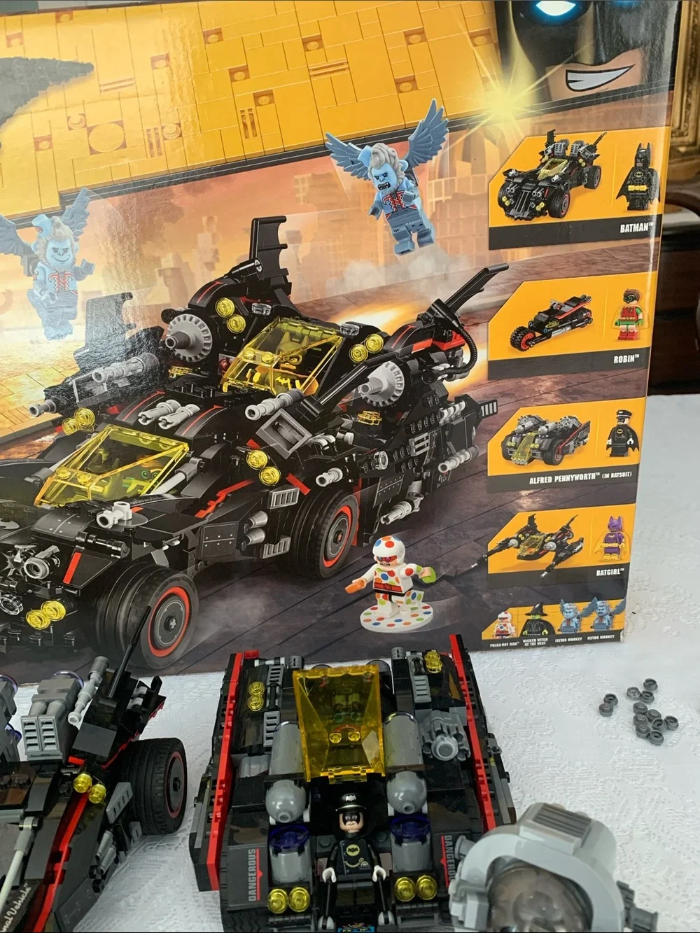 LEGO 70917 The Ultimate Batmobile Building Set 90% complete